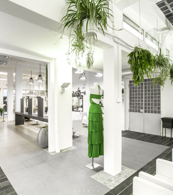 Interno del salone di parrucchieri a Cadoneghe